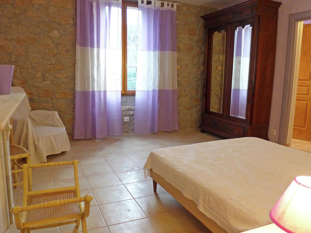 Cosy Holiday Home With Swimming Pool Montbrun-des-Corbières Δωμάτιο φωτογραφία